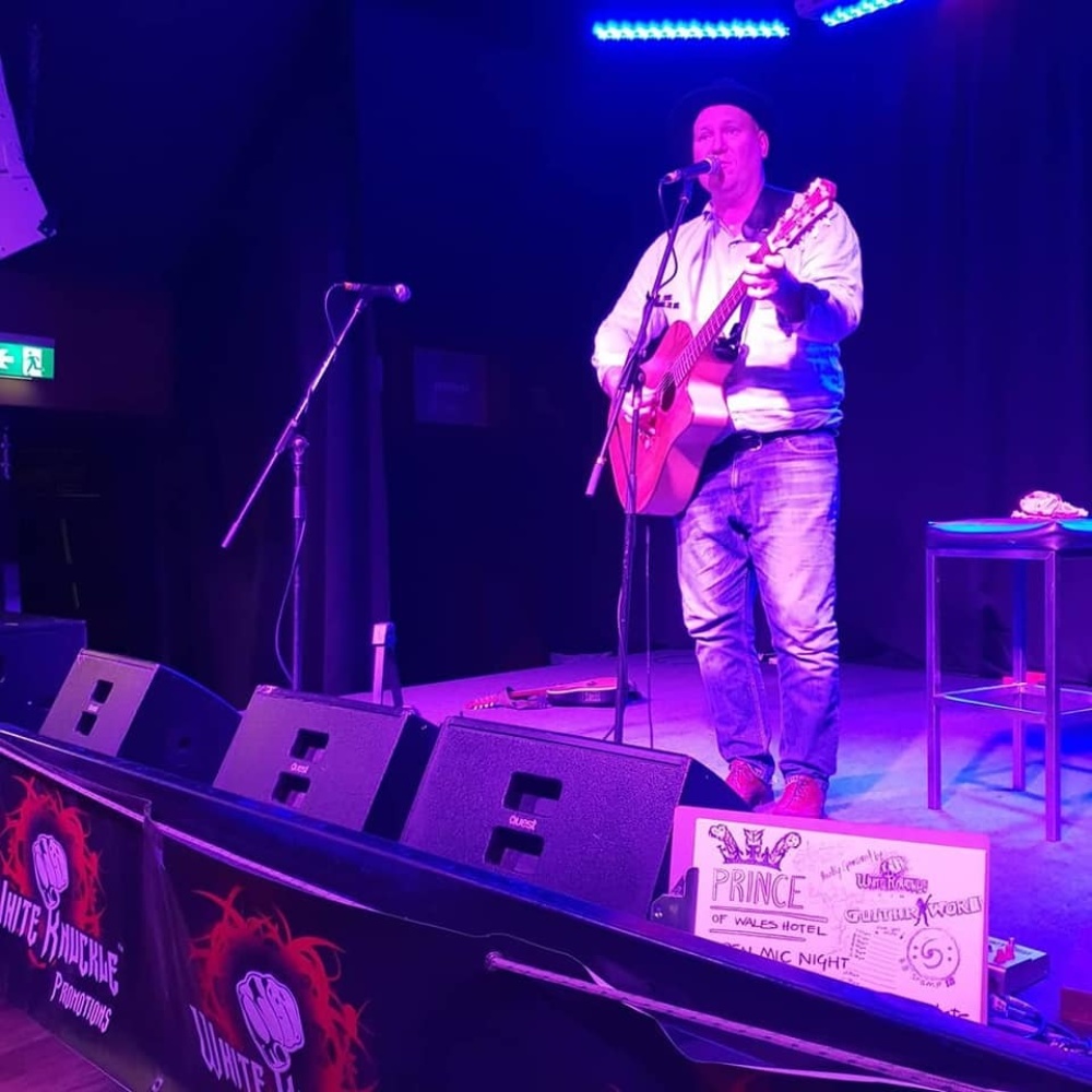 Gav Brown and Phil Richardson Pleased to Play Gidgistock Festival in Western Australia 